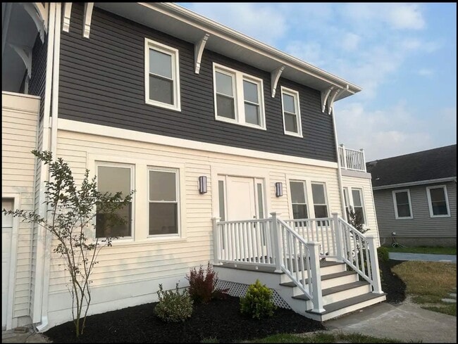 Photo - 208 Florence Ave