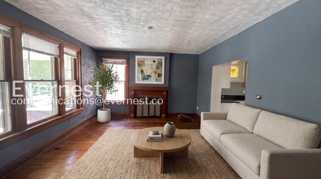 700 Linwood Ave