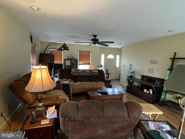 Building Photo - 6108 N Willow Pond Dr