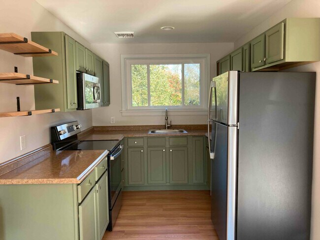 Photo - 793-795-795 Main St Unidad 793