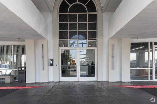 Property Entrance - Saxon