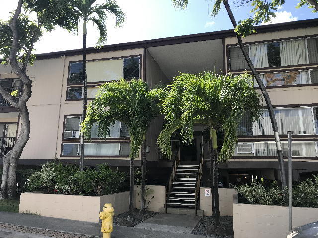Building Photo - To register for the showing time below, note the 4 digit code: 3860 and click "APPLY NOW."(mobile...