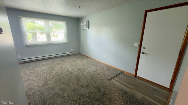 Photo - 239 Brunswick Dr