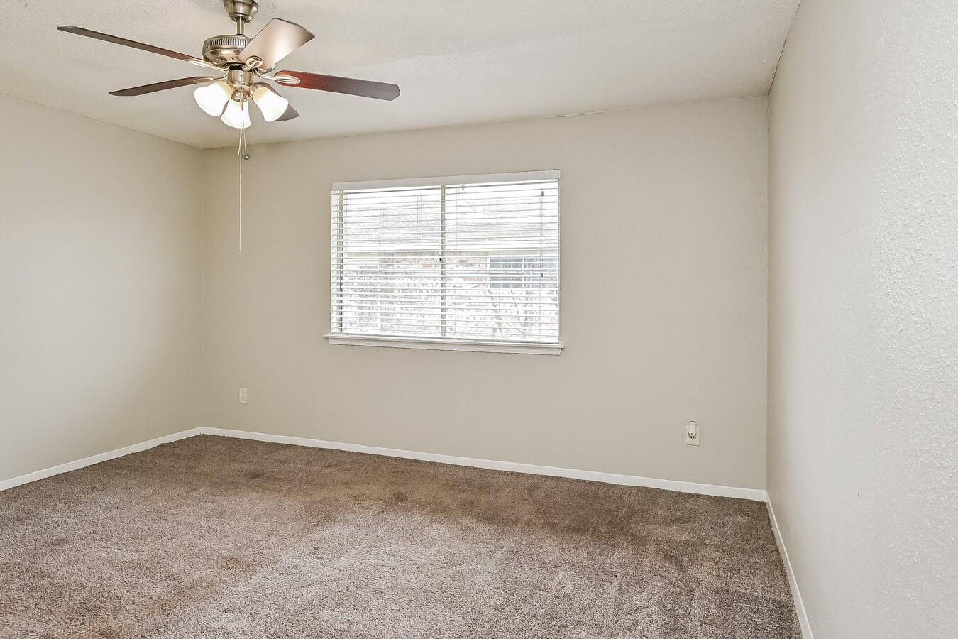 Photo - 4927 Kilkenny Dr