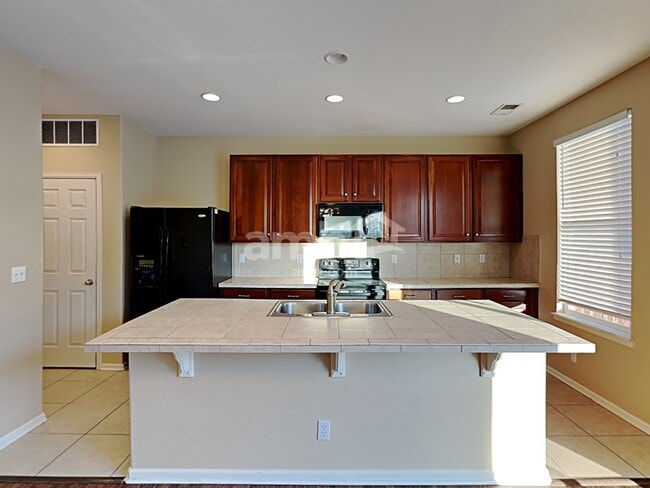 Photo - 16224 E 54th Ave