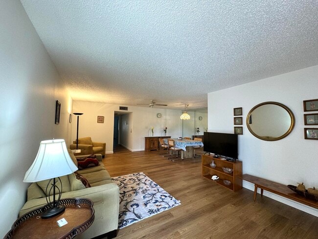 Photo - 4675 NW 3rd Ct