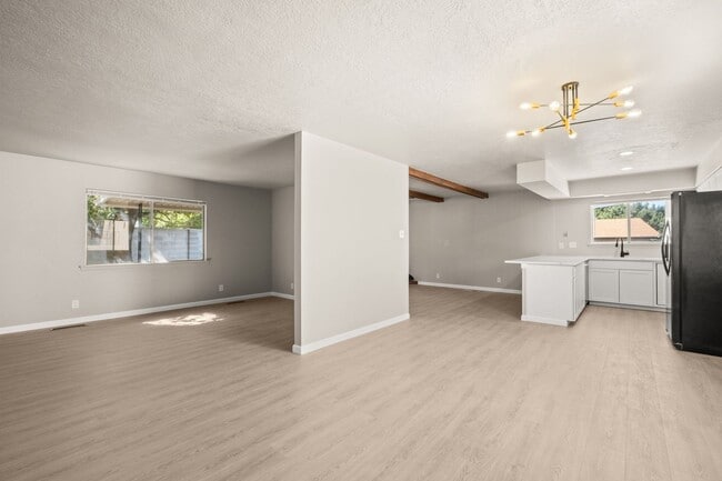 Photo - Northeast Heights Gem