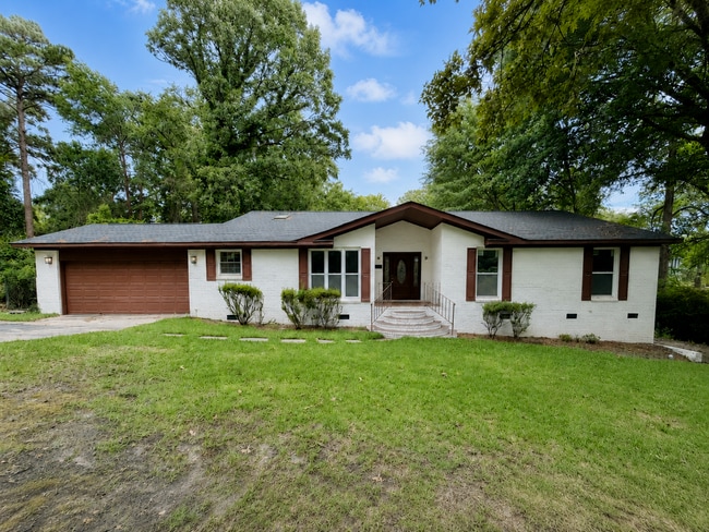 Building Photo - 7905 Castleton Ln