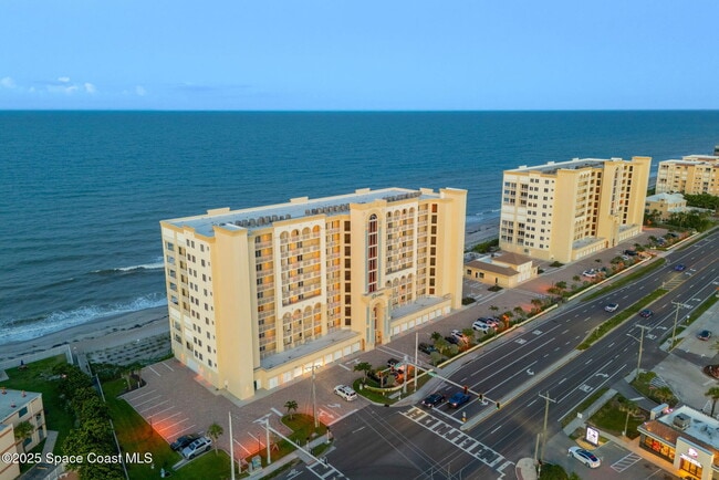 Photo - 1025 Jimmy Buffett Mem Hwy Unidad 501 Rental