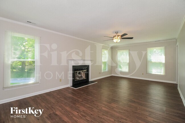 Photo - 7089 Avenbury Cir