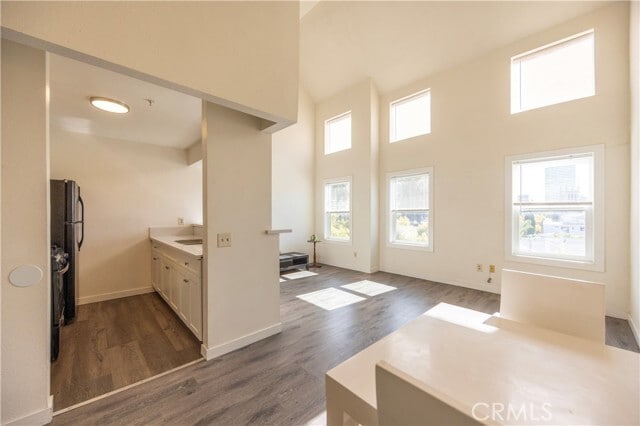 Photo - 321 S Occidental Blvd Unidad 203