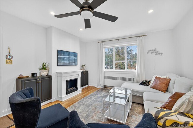 Photo - 42 Nathan Hale Dr Unidad 60B