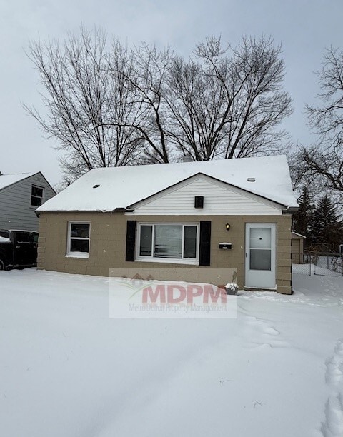 Building Photo - 22763 Almond Ave