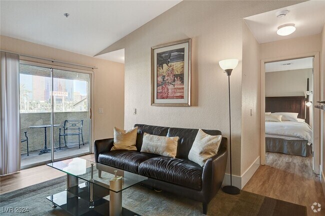 Building Photo - 4200 S Valley View Blvd Unit 3006 Rental