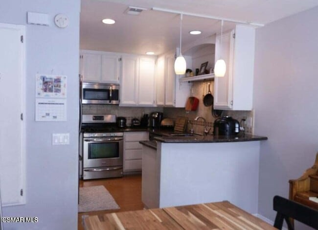 Photo - 2388 Royal Ave