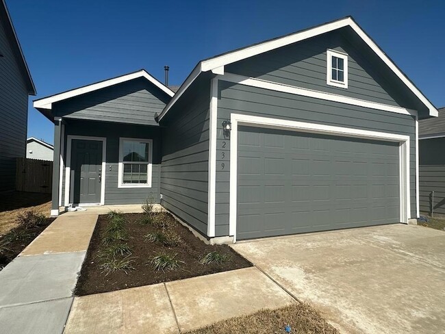 Photo - 239 Mica Trl