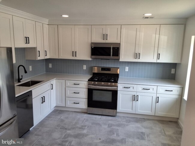 Photo - 14874 Emberdale Dr