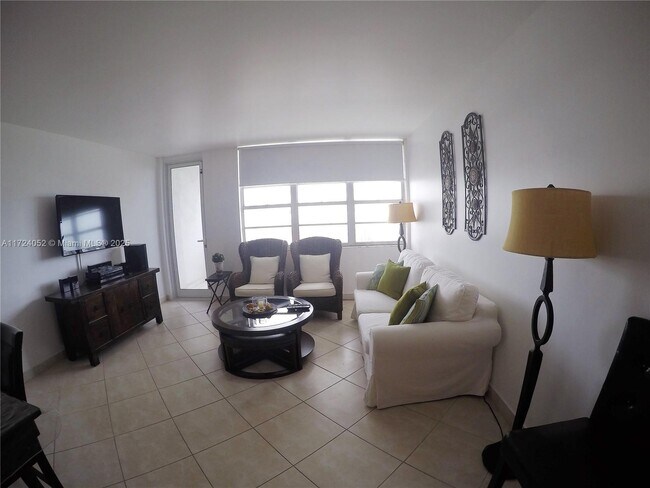 Photo - 100 Lincoln Rd Unidad 602