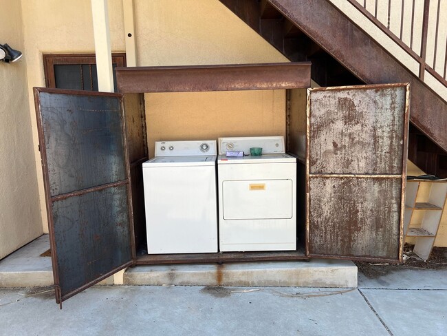 Photo - 934 N Campbell Ave Unidad 3