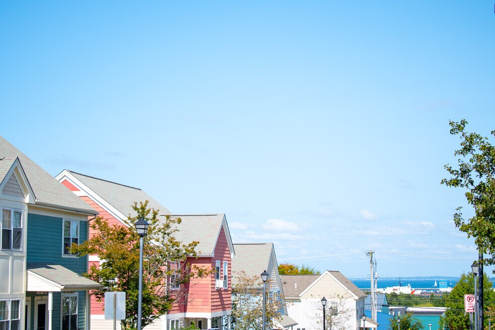 Newport Heights