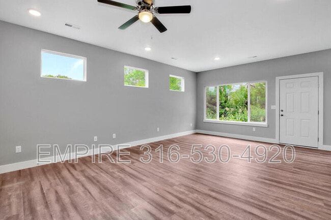 Photo - 4775 E 45th St N