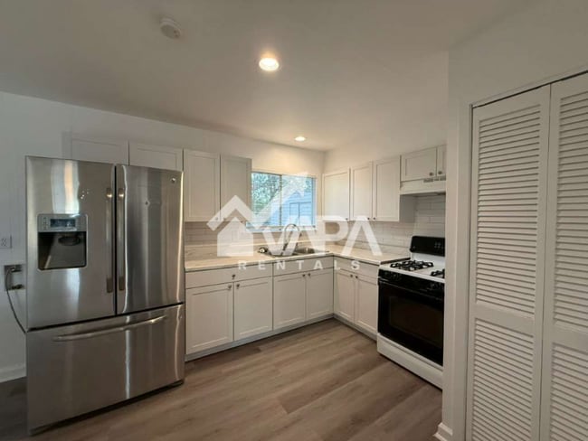 Photo - 6514 Mossledge Dr