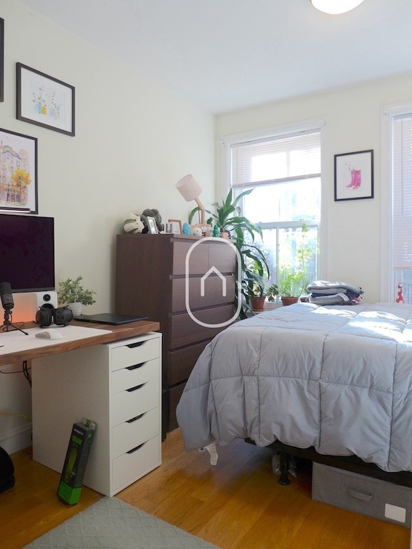 Photo - 3 Warwick St