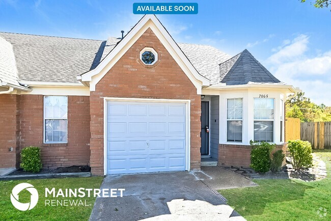 Building Photo - 7865 Shadowland Cove Rental