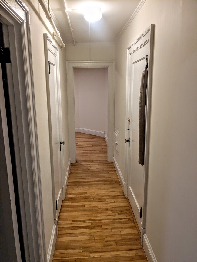 Photo - Colonial Apartments Unit 21- 2nd Floor