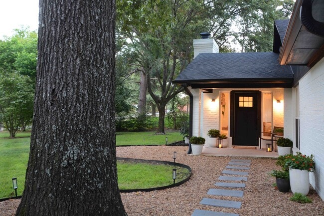 Photo - 13356 FM 2710