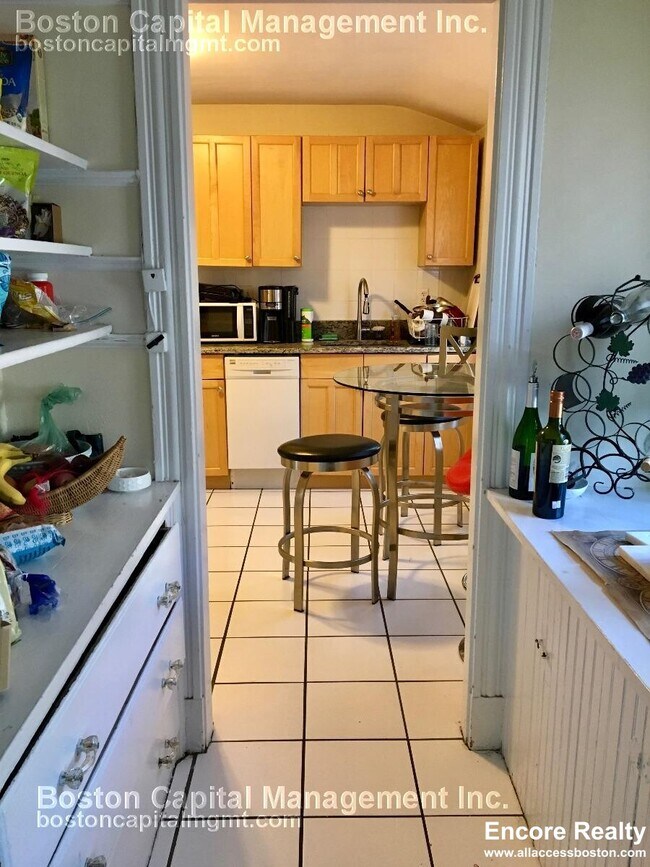 Photo - 91 Wallingford Rd Unit 3