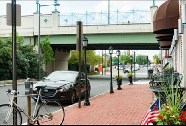 Photo - 32 N Front St Unit 3f