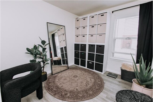 Photo - 1930 Independence Rd