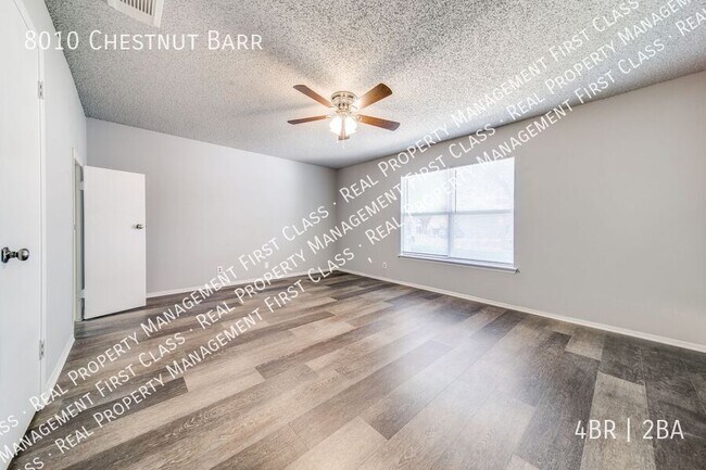 Photo - 8010 Chestnut Barr Dr