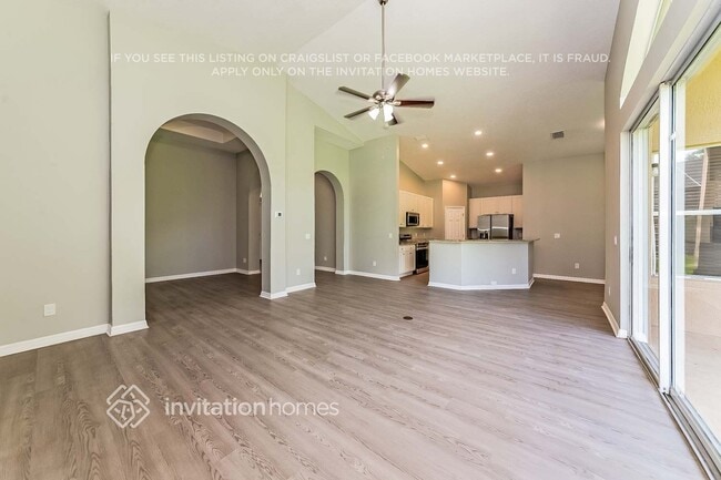 Photo - 3715 65th Ave E