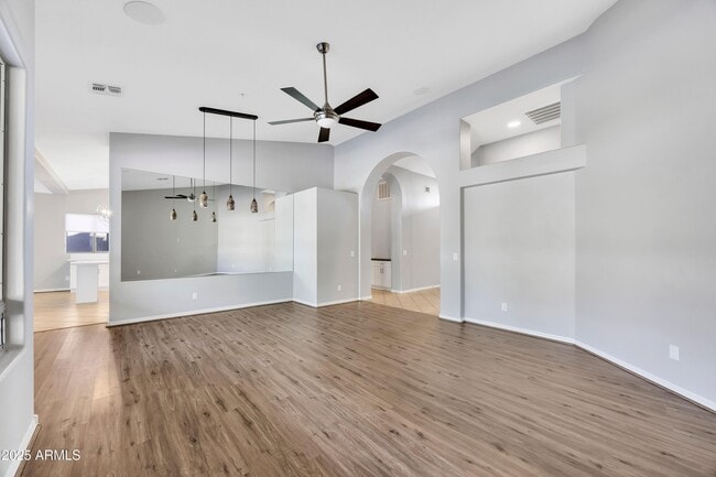 Photo - 7446 E Glenn Moore Rd