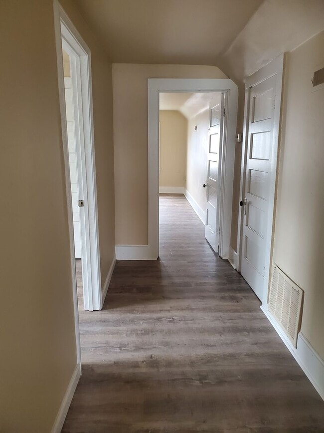 Photo - 3 Bed 1 bath house