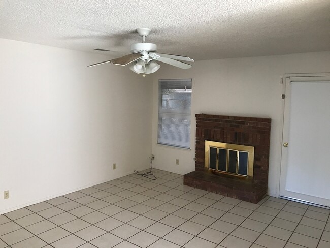 Photo - 5233 W Iris Ct