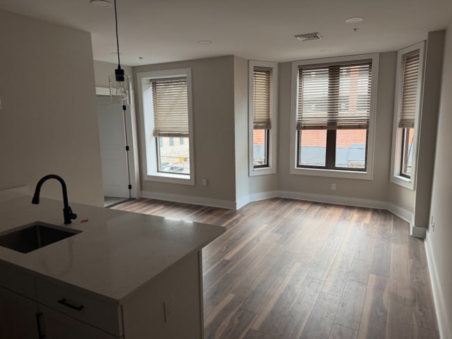 Photo - 501 Linden St Unidad 1