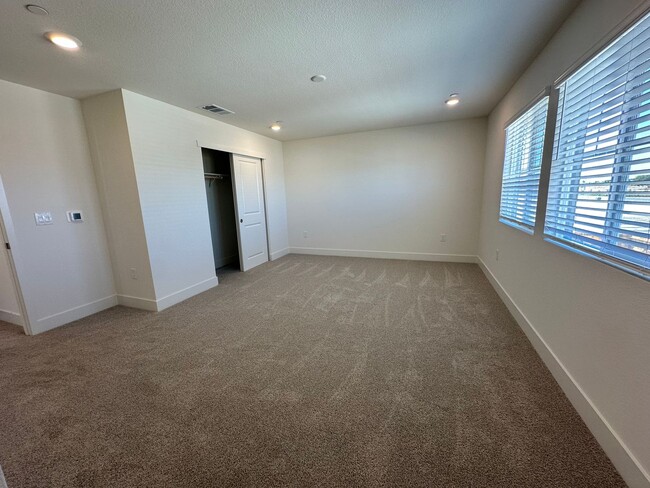 7820 Rivermeadow Wy