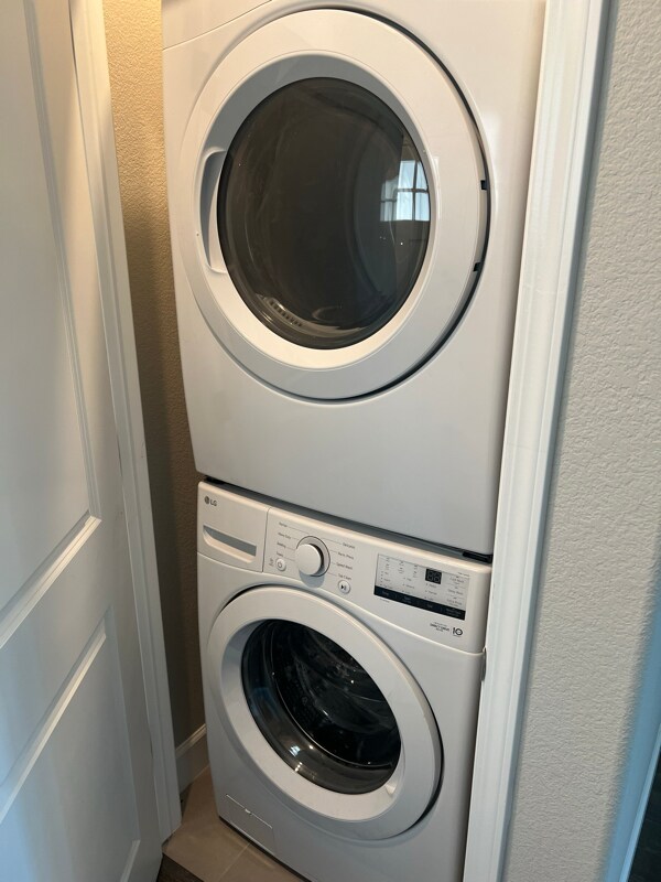 Photo - 1001 Wadsworth Dr Unit 2