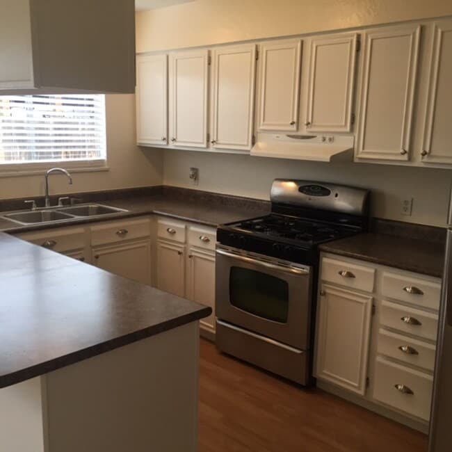 Photo - Large 2 bed/2.5 bath near 6th & Union