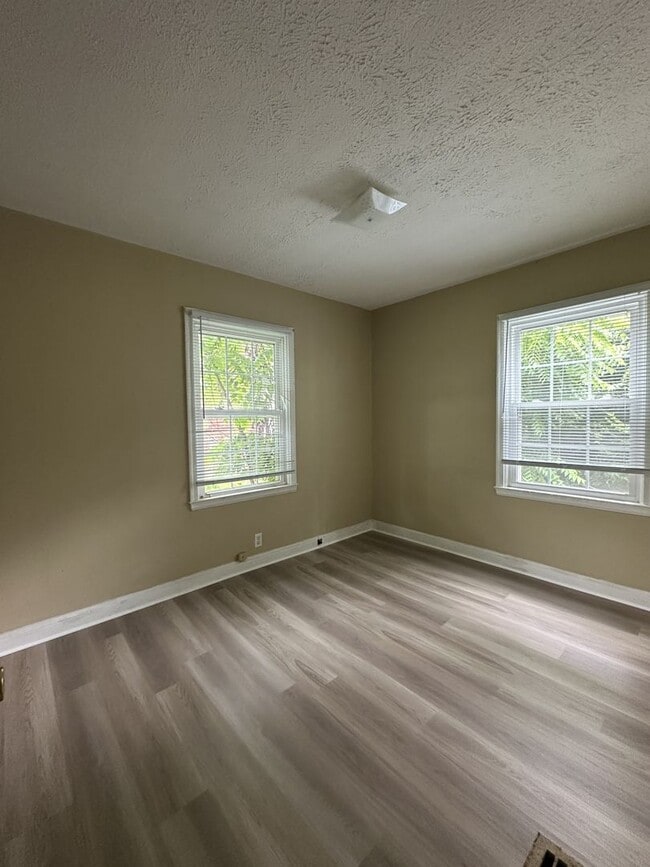 Photo - The Off-Campus Sweet Spot: 4 Beds, 2 Baths - Available August 1st!