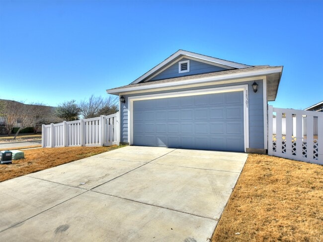Photo - 18301 Mammoth Cave Blvd