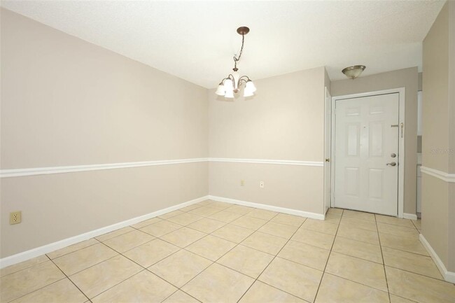 Photo - 204 Dorchester Square Unit 204