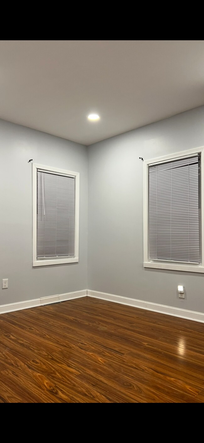 Photo - 167 Walnut St Unit 1