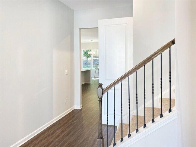 Photo - 241 Birchwood Row