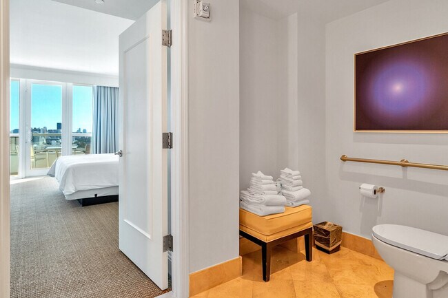 Photo - 4391 Collins Ave Unit SI ID1540431P
