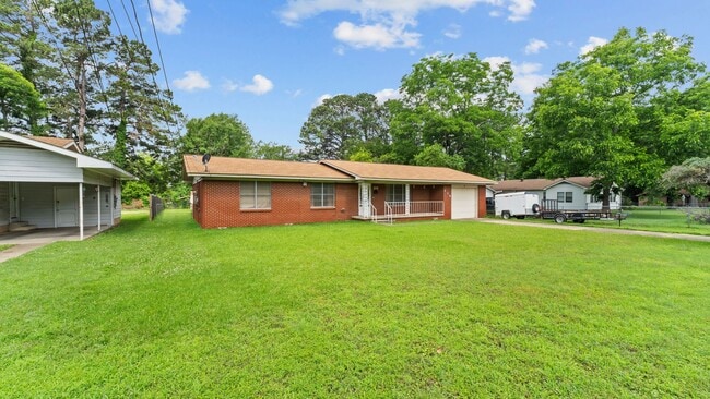 Photo - 119 Hall St