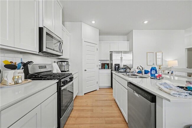 Photo - 4885 W Triangle St